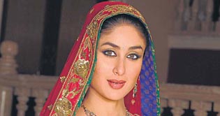 Kareena says no marriage on cards for 3 years